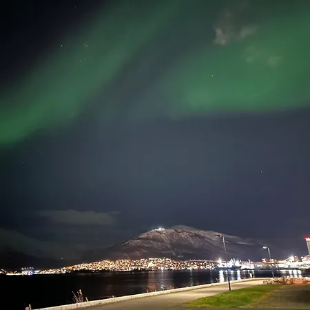 Oasis, Close To The Centre With Good Bus Connections * Tromsø